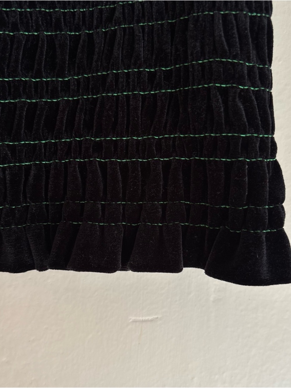 Ganni Black Smocked Cropped Tank Top with Green Stitching - Picture 5 of 8